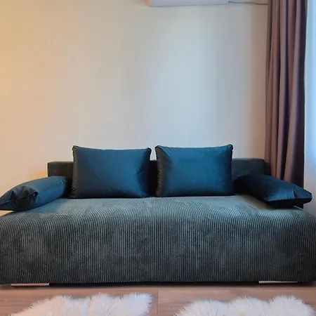 Mladost View - Metro & Ev Friendly Garage By Keybox Apartment Sofia